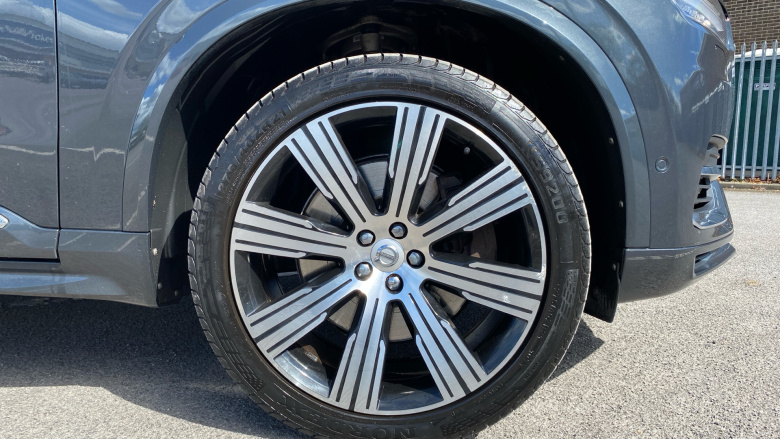 Volvo Xc90 2.0 T8 Recharge PHEV Inscription Pro 5dr AWD Auto Estate